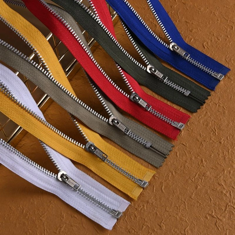 metal-zippers-08d0ffad